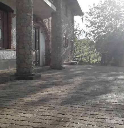 La Martinella Villa Canelli Exterior photo